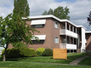 1110 10th Ave APT 1, Longview, WA 98632
