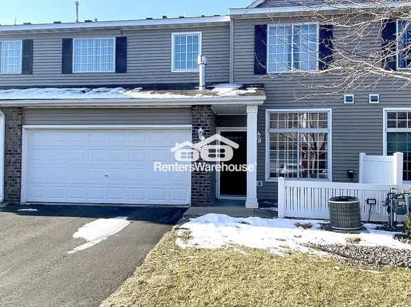 9585 Queensland Ln N, Maple Grove, MN 55311
