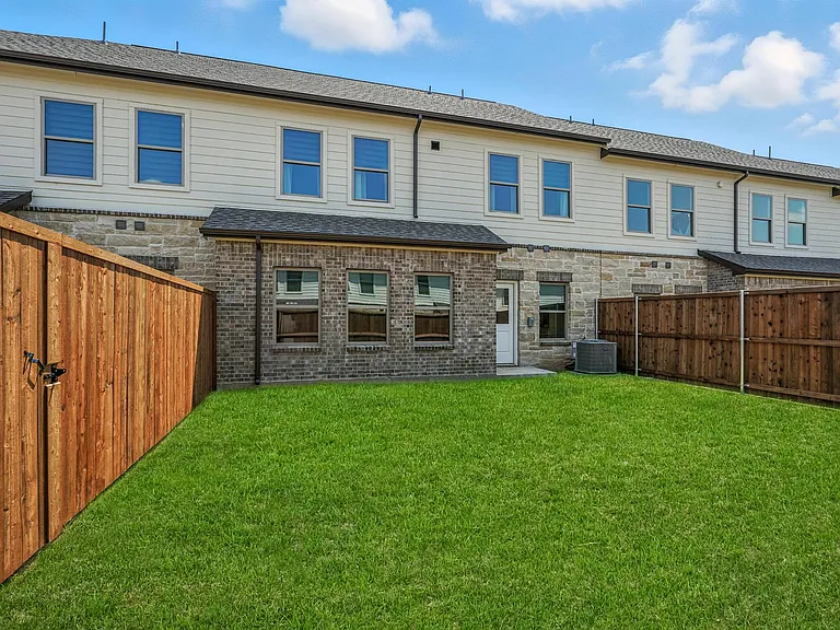 142 Pinkie Holmes Dr — Photo 27