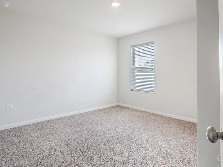 4139 Whitetail Ln — Photo 3