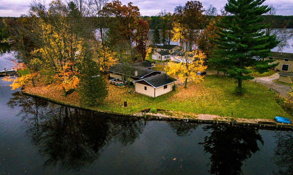1st image of 6201 E Lake St