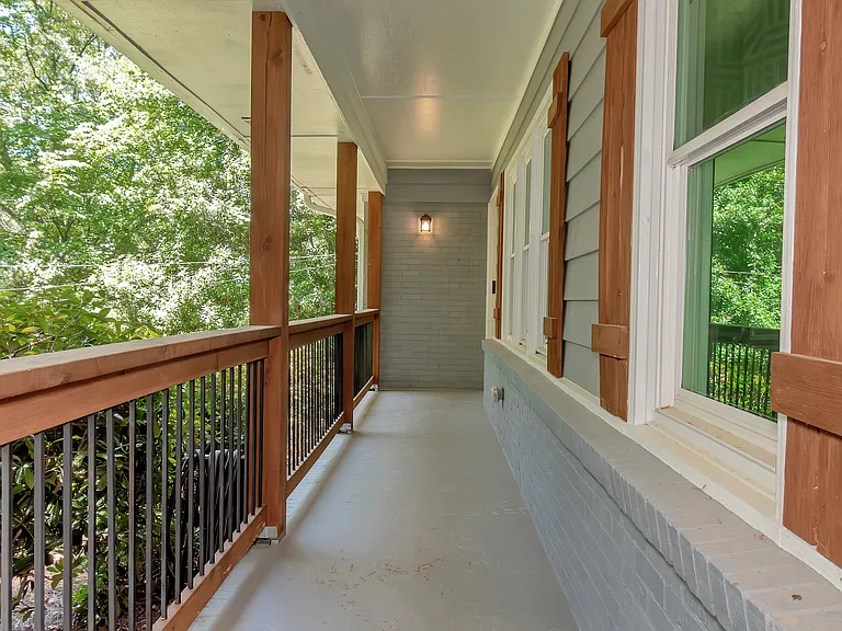 819 Jefferson Ave SW — Photo 26