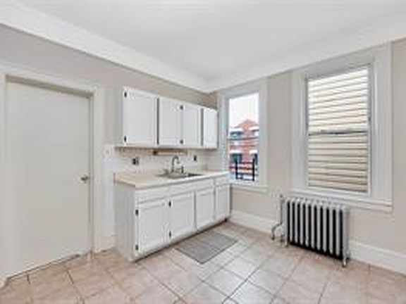 3rd image of 14-21 114th St #1