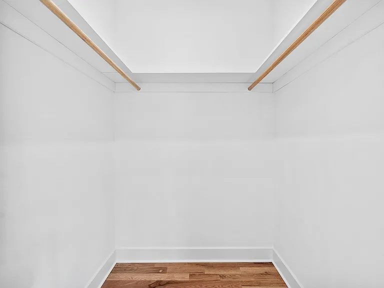 441 John St #2 — Photo 18
