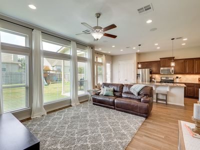 112 Blue Spruce Way, Round Rock, TX, 78664