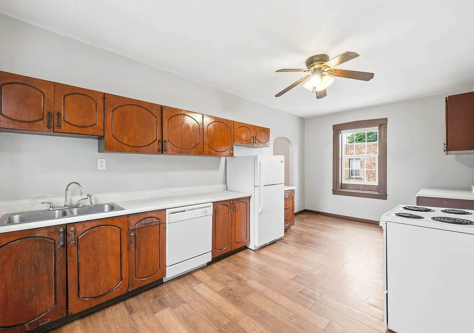 511 Schirmer St. — Photo 3