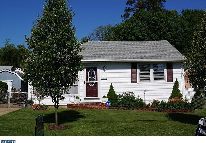 1st image of 204 Tamarack Ave