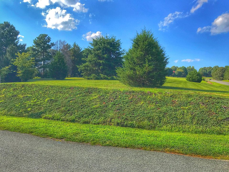 1st image of 30 Boxwoodgreen Dr