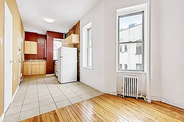 Rented by Cooper & Cooper Real Estate