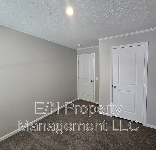 501 S Edwards Ave #1 — Photo 45