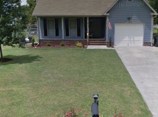 6704 Newland Cir, Fayetteville, NC 28314