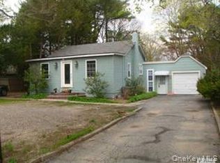 822 Deer Park Rd, Dix Hills, NY 11746