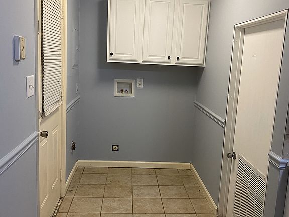 4th image of 6120 Corona Ave