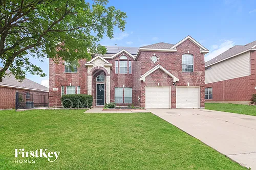 611 Dover Heights Trl Photo 1