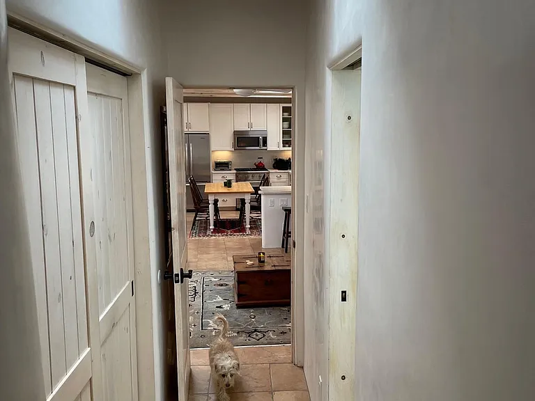 403 E Alameda St — Photo 9