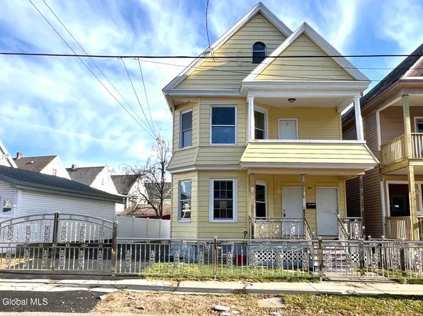 801 Grant Avenue, Schenectady, NY 12307
