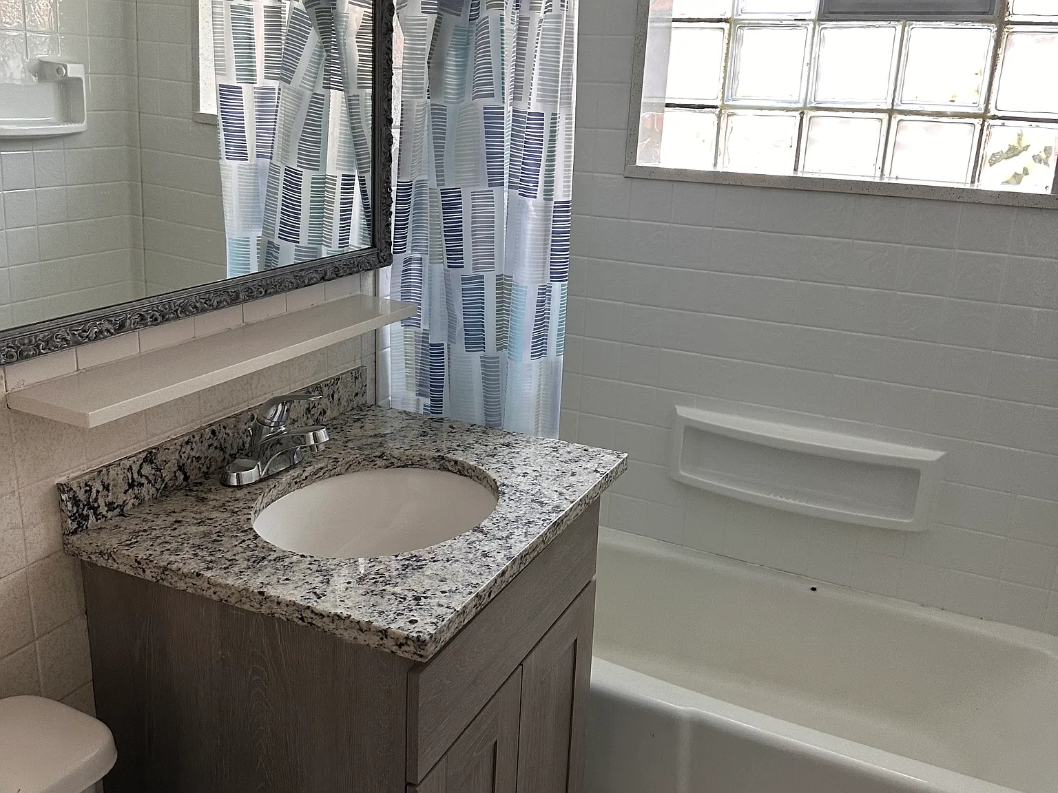 4485 S Archer Ave — Photo 3