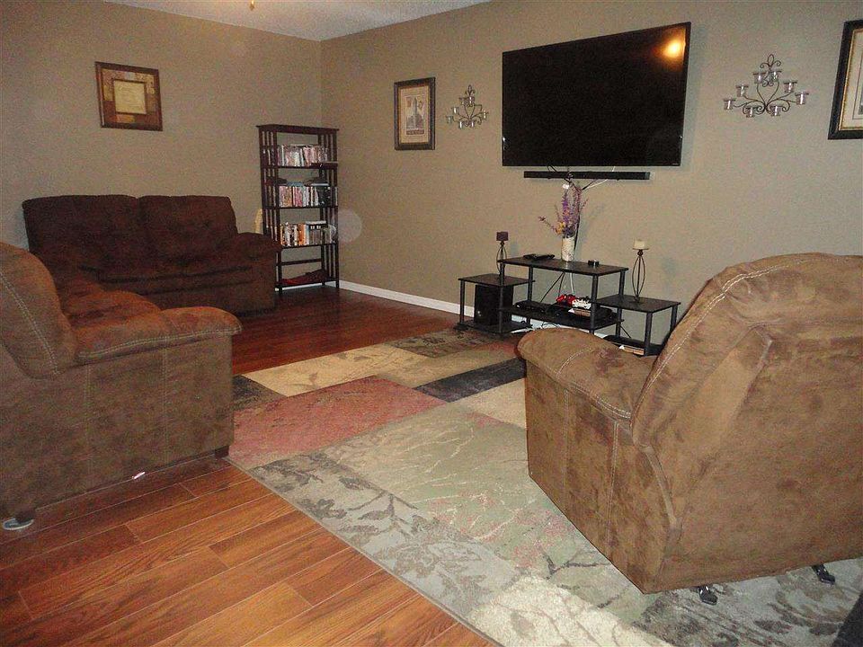 1st image of 2932 Kelso Ave