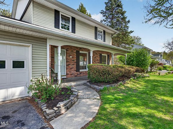 2nd image of 12 Carolanne Drive