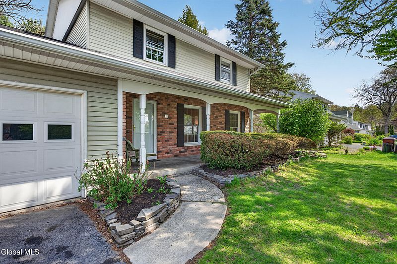 2nd image of 12 Carolanne Drive