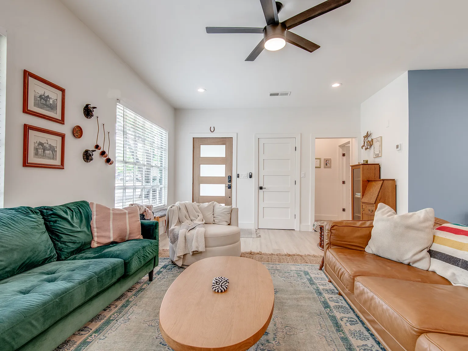 3 bed, 1838 sqft, $3,800 — Photo 3