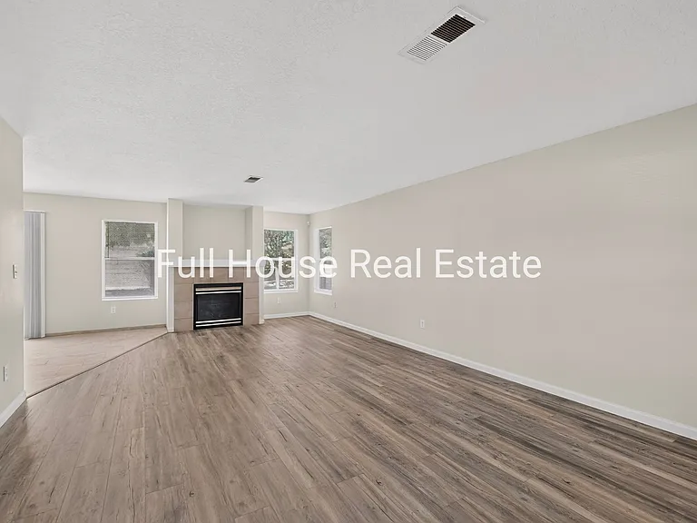 7320 Quartzite Ave NW — Photo 6