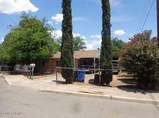 870 N Panas Pl, Nogales, AZ 85621