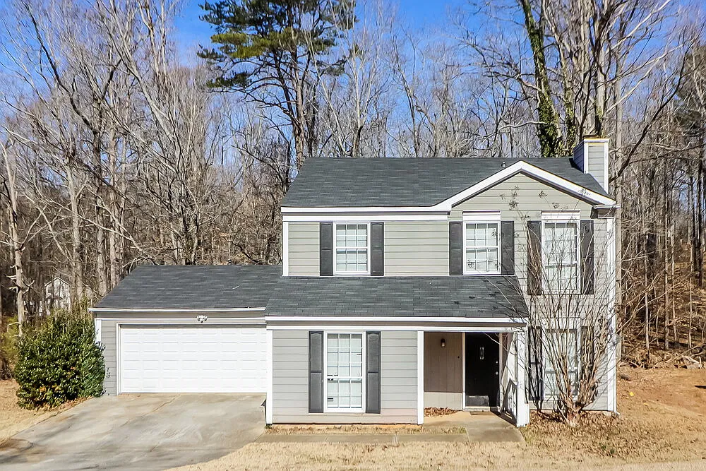 3 bed, 2.5 bath, 1640 sqft, $2,410 — Photo 1