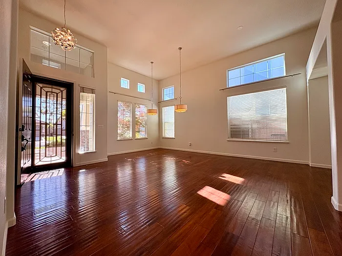 6048 Great Basin Dr — Photo 6