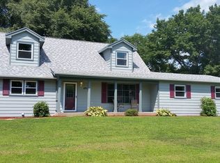 4912 Crown Point Rd, Roscoe, IL 61073