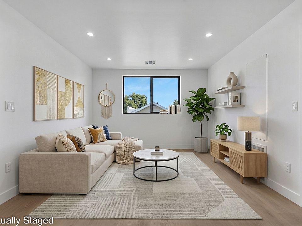 1st image of 1119 N Avenue 56 #1/2