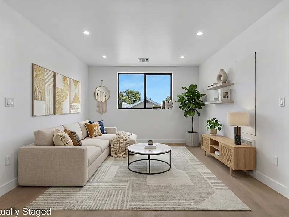 1119 N Avenue 56 #1/2