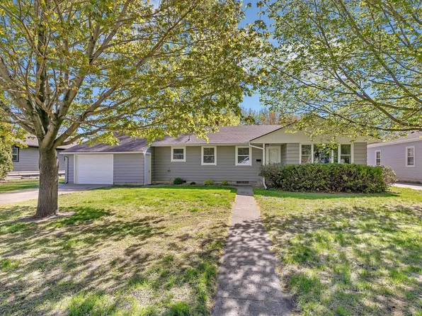 709 S Miller Ave, Litchfield, MN 55355