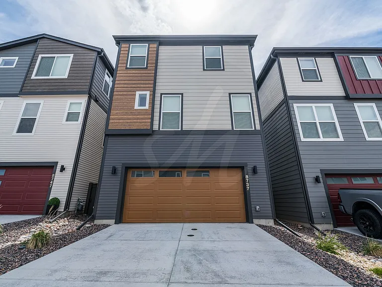 8737 Zeal Ct — Photo 4