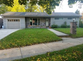 429 Harrison Ave, Waukesha, WI 53186