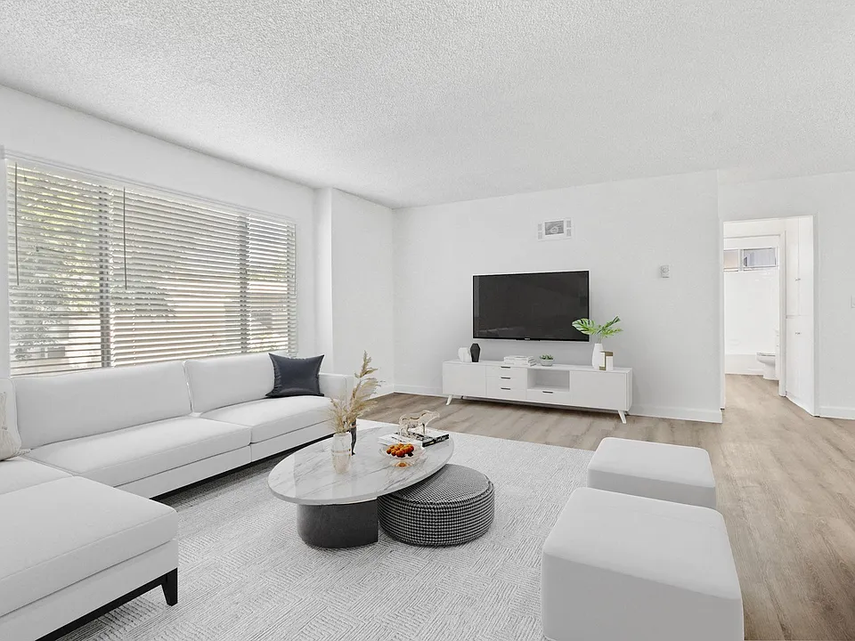 Bentley Avenue Apartments