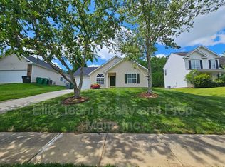 5931 Patricia Ryan Dr, Charlotte, NC 28216