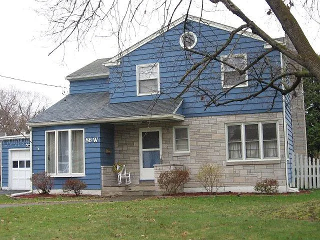 86 Greenridge Dr W photo 1