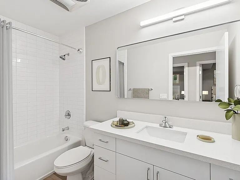Riverpark Apartments — Photo 5