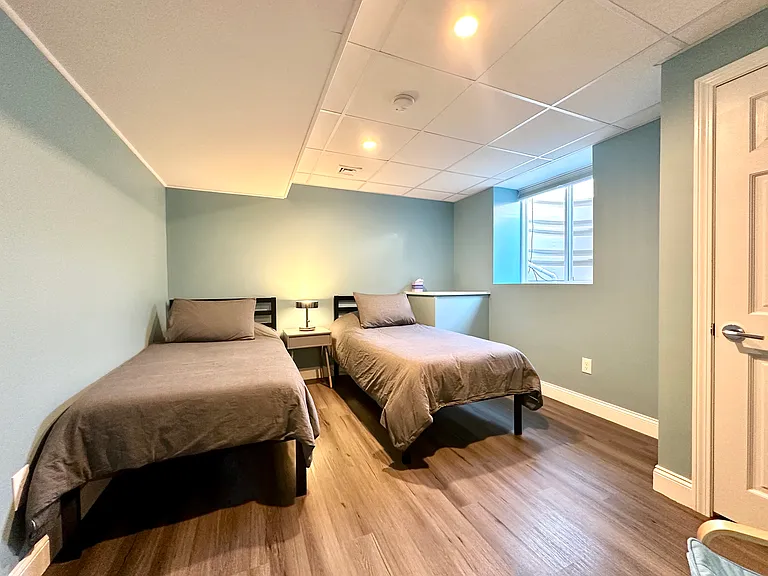 90 Wolcott Ave #1 — Photo 14