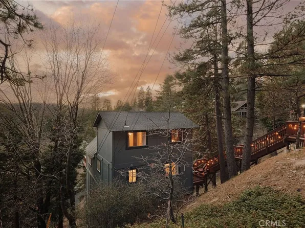 217 Old Toll Rd, Lake Arrowhead, CA 92352
