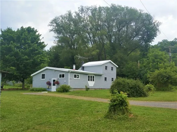 10913 Anstee Rd, Clyde, NY 14433