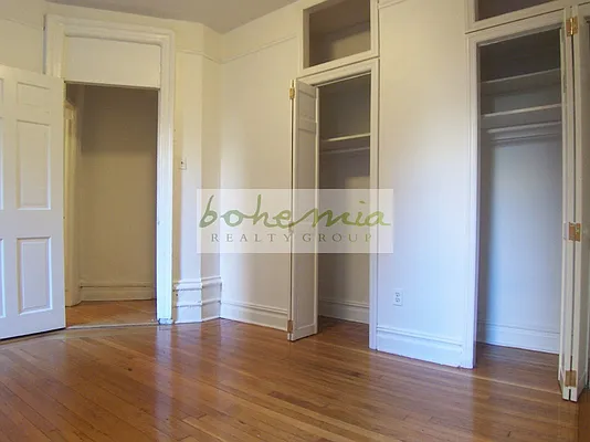 Rented by Bohemia Realty Group | media 26