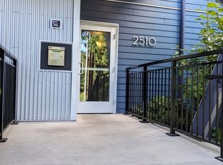 2510 W Bertona St APT 101, Seattle, WA 98199