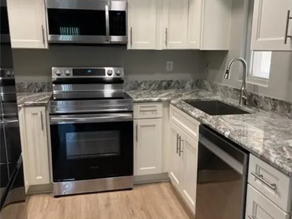1566 SE Royal Green Cir #203, Port Saint Lucie, FL 34952