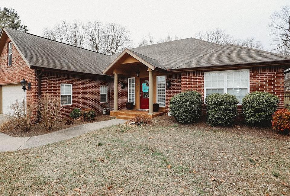 1st image of 4 Monikie Cir