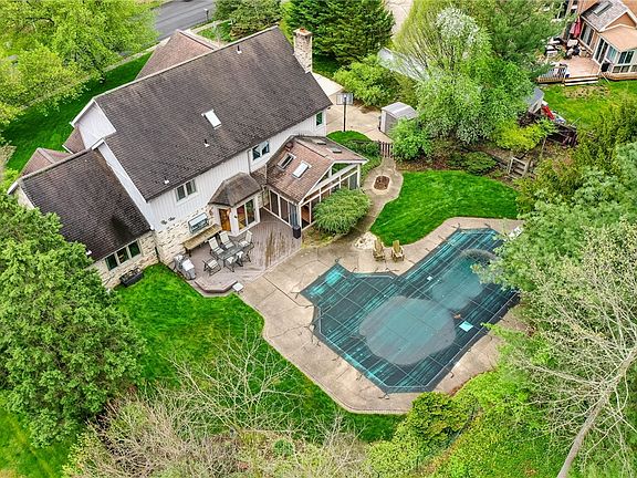 4th image of 106 Bel Aire Dr