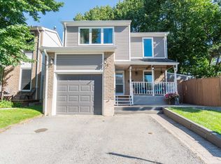 2 Medley Ln, Ajax, ON L1S3P6