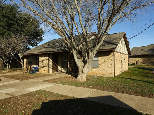 Martindale Apartments, 12943 Highway 142, Martindale, TX 78655