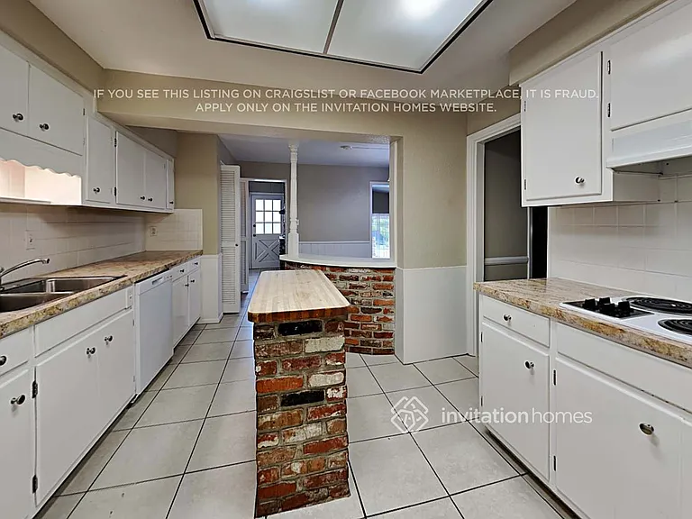 14298 Hetrick Cir S — Photo 10